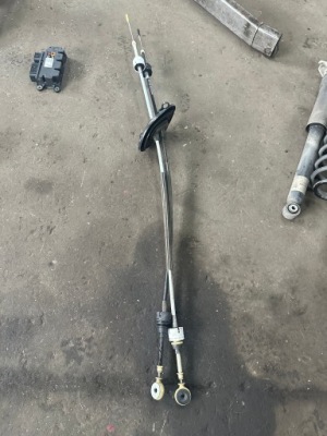 Opel astra k v трос перемикання передач 55512236 фото №1