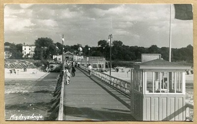 MIĘDZYZDROJE :: Widok - molo ?
