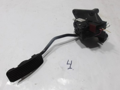 Педаль газа потенциометр opel оригинальный номер 93335442 фото №1