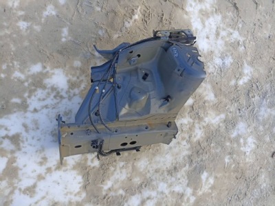 Ford fiesta mk8 чверть права передня фото №1