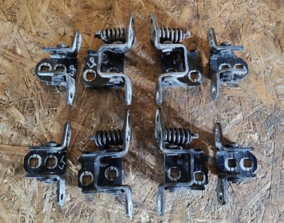 Петли дверь правый задняя dodge nitro чёрные фото №1