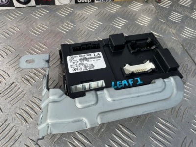 Nissan leaf i модуль комфорта блок управления 10-17 284b13nl0a фото №1