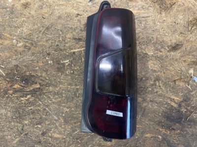 Opel combo e, partner iv, berlingo iv лампа задняя правая i левая kpl фото №1