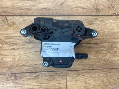 Вентиляція картера сепаратор оливи ford kuga mk3 escape 2020+ usa фото №1