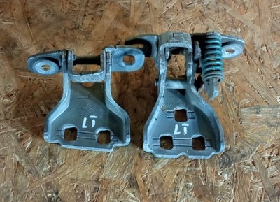 Петлі двері лівий задня 2 штуки jeep commander фото №1