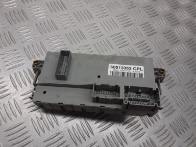 Коробка запобіжників alfa romeo 159 1.9 jtdm 50513353 фото №1