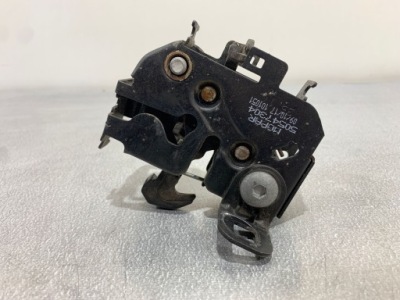 2019 alfa romeo stelvio замок капот 50547304 фото №1