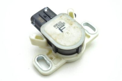 Датчик педалі гальма lexus 8951047030 2.0l 2020 фото №1