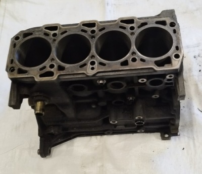 Блок двигателя 1.9 cdti opel оригинальный номер 55196611 фото №1