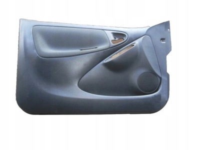 FORRO IZQUIERDO TOYOTA YARIS I 3 DE PUERTA 1999-2005 AÑO FRANCIA VNK 67612-0D010  