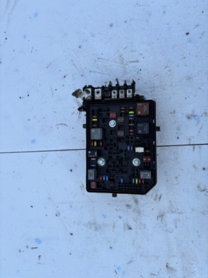 Opel astra k коробка предохранителей 15514069 фото №1