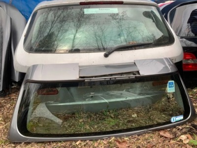 Mercedes b klasa w245 скло кришки w кришка багажника фото №1