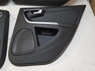 Volvo v60 оббивка двері задня правий фото №1