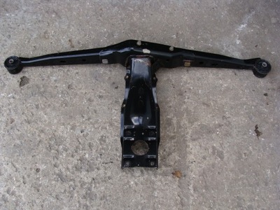 Кронштейн мост subaru forester i !! фото №1