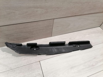 Audi a3 8v захист крила ліва 8v0821111c фото №1