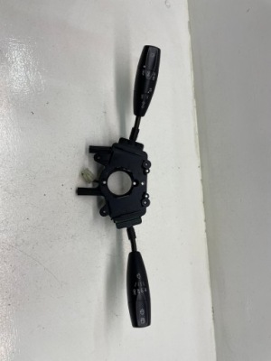 Рычаг переключатель 96230800cb 96242526ze psa фото №1