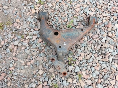 Toyota hilux vii 2012 2.5 d-wahacz нижний левый фото №1