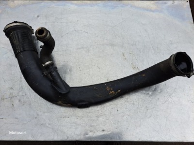 Volvo v40 2.0d d3 труба шланг воздуха 31325985 фото №1