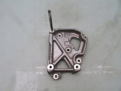 Is iii 2.5 300h 15r кронштейн кронштейн двигуна подушка фото №1