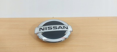 Nissan qashqai новый model значок решётка pod радар фото №1