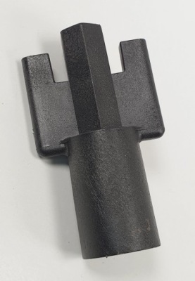 Гайка защитная лампы задняя opel adam фото №1