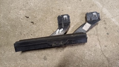 Peugeot 308 ii t9 направляющая стекло правая передняя фото №1