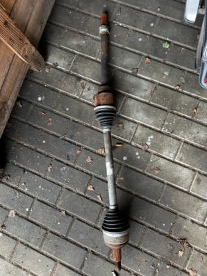 Renault master 3 391006019r приводной вал правая фото №1