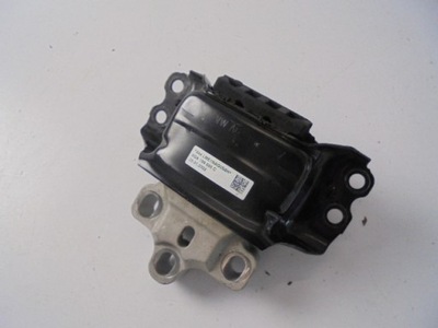 Подушка двигателя audi q3 2 83a 1.4 e-tsi 22 год фото №1