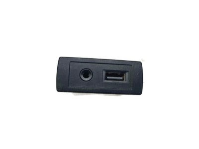 MERCEDES VITO W477 LIZDAS AUX USB A4478200087 