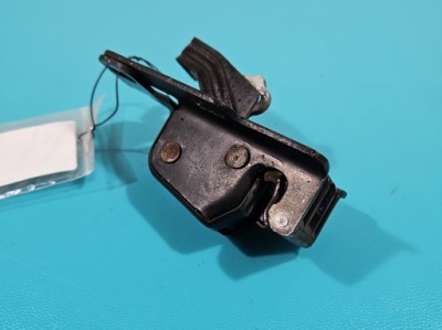 Замок задний  левый распашные верхний toyota proace ii 16- фото №1