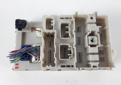 Rav4 ii рестайлинг  03-05 модуль bsi 82733-420 фото №1