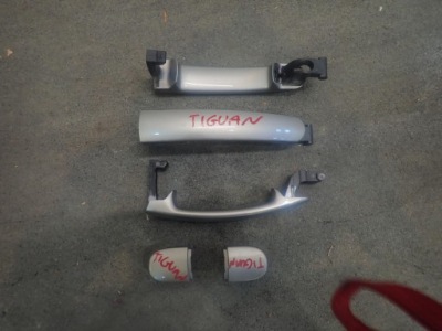 Ручка vw tiguan 5n0837205m фото №1