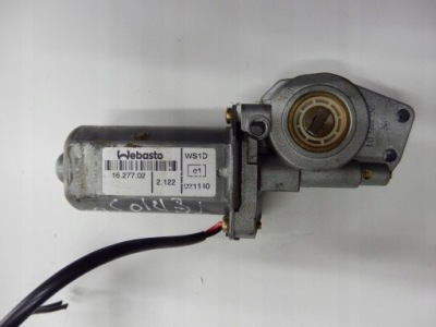 Daihatsu terios 02 моторчик люк фото №1