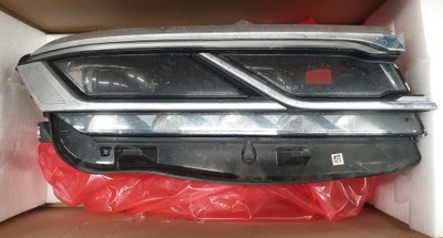 Vw touareg лампа права 760941082 фото №1