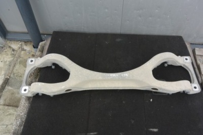 Кронштейн підвіска задня audi q7 4l vw touareg 7l фото №1