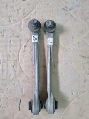 Audi q7 q8 rsq8 ii 4m важіль 4m0407506b фото №1