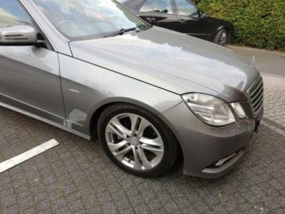 Крыло  перед к mercedesa e 212 фото №1