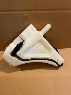 Audi q7 4l бак рідина омивача 4l0955453 фото №1