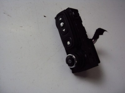 Панель радіо renault twingo iii 2014- фото №1