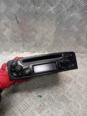 Mercedes w203 радио a2038201286 фото №1