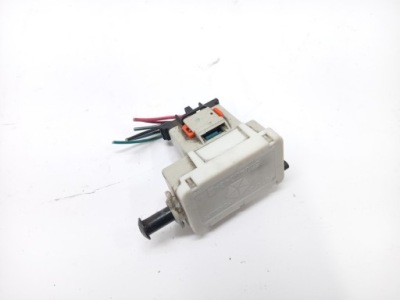 Выключатель света стоп chrysler оригинальный номер 56045043ag фото №1