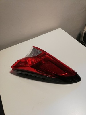 Лампа права задня правий задня toyota chr c hr 2016- фото №1