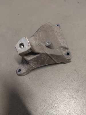 Кронштейн кронштейн panamera 971 4.0 tdi 971199308c фото №1