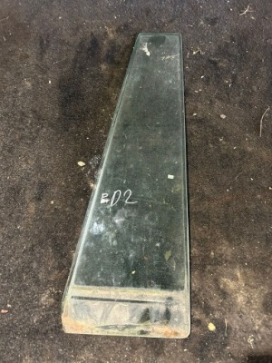 Стекло уголок дверь правый задняя land rover discovery 2 фото №1