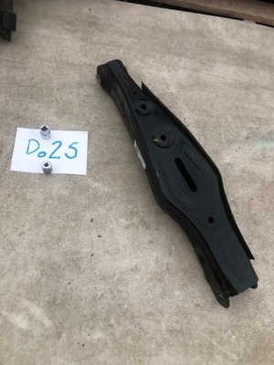 Hyundai tucson iii важіль задня лівий 55210-d3050 фото №1