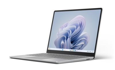 MacBook本体 Surface Go2 MacBookとSurface Go2を併用して感じた所感を書きます｜Naoto