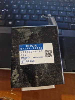 Toyota оригінальний номер 87166-47010 prius модуль фото №1