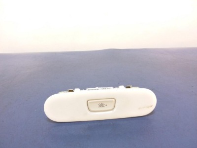 Audi a4 b8 avant лампа стельовий 8t0947111 фото №1