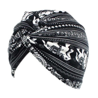 Bawełniany turban w określonym wzorze