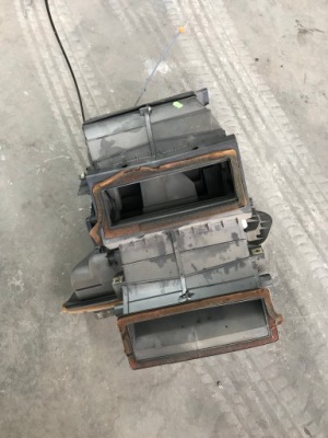 Renault trafic ii vivaro отопитель 91168644 фото №1